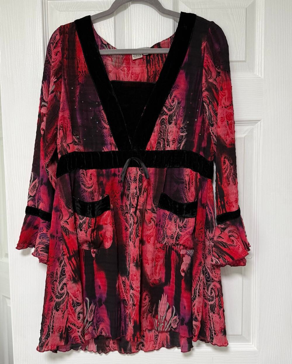 Alberto Makali Women's Floral Velvet Sequin Bell Sleeve Tunic Top Size XL